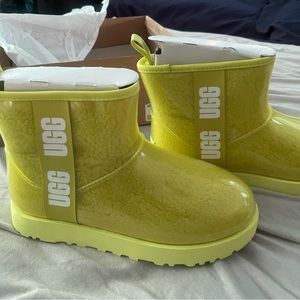 Ugg mini clear boots (green)